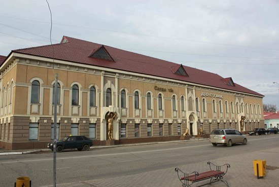 Бывший дом старшины Войскового хозяйственного правления П.Обратнева, ныне здание торгового Дома «Достык»